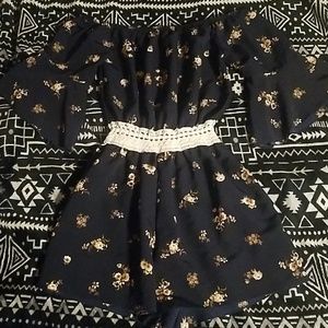 Off The Sholder Romper🌼